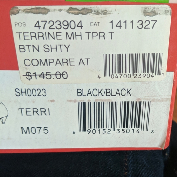 Shoes - Picture 4 of 5